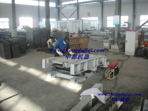 連桿推動(dòng)式搖臺(tái)(ZYC型)